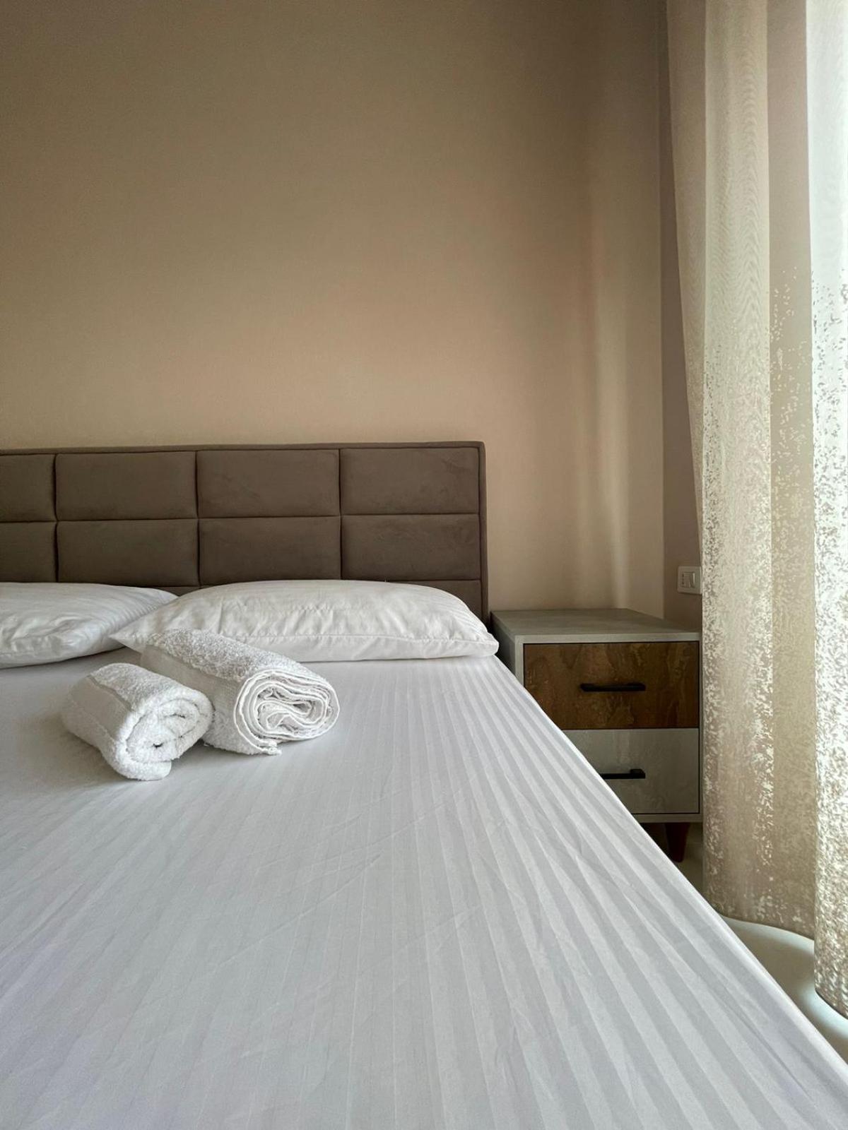 Boho Central Apartment ティラナ エクステリア 写真
