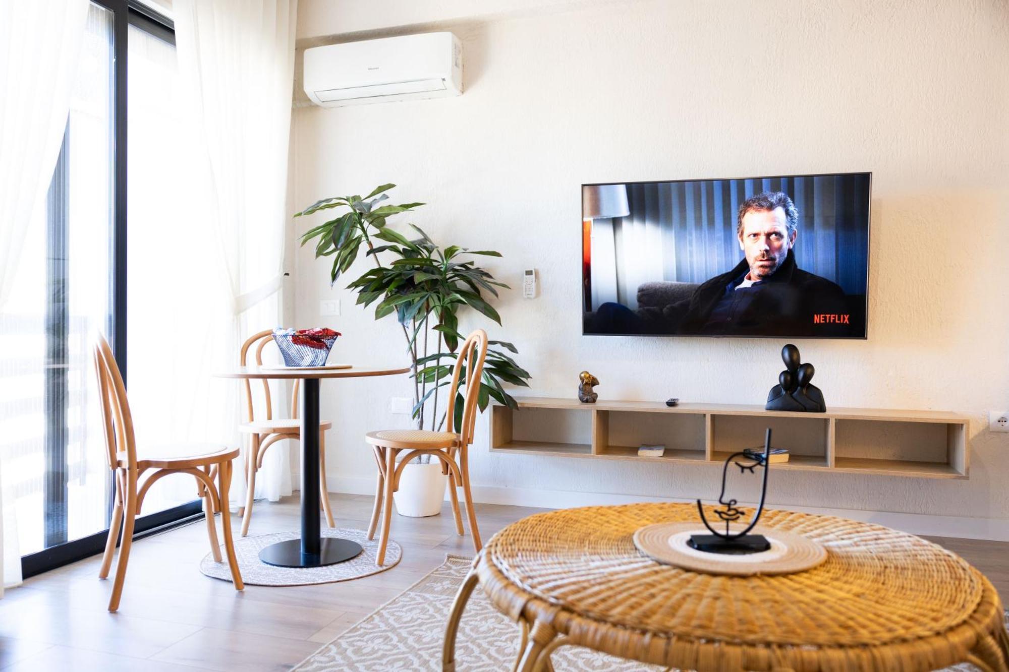Boho Central Apartment ティラナ エクステリア 写真
