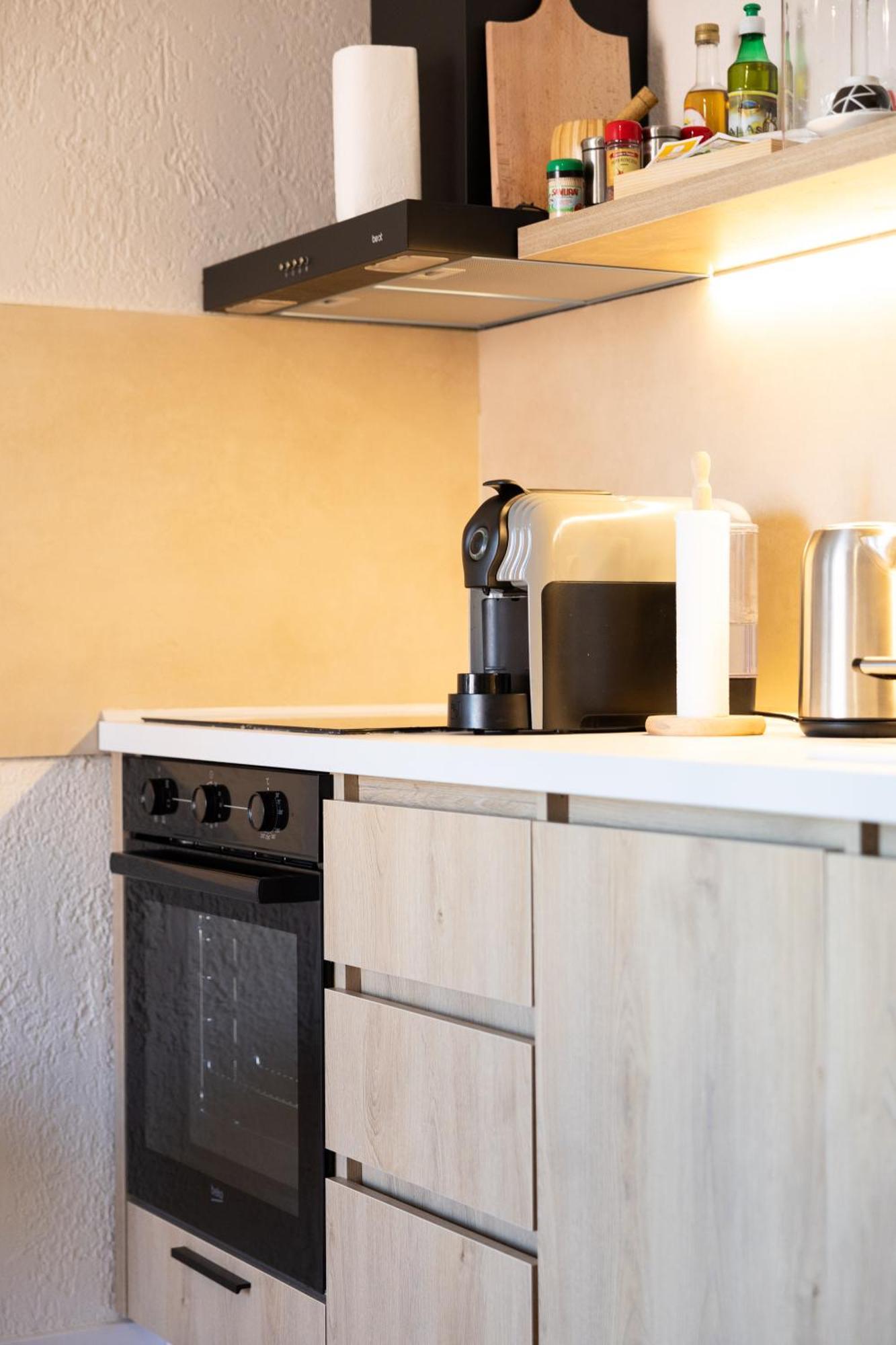 Boho Central Apartment ティラナ エクステリア 写真